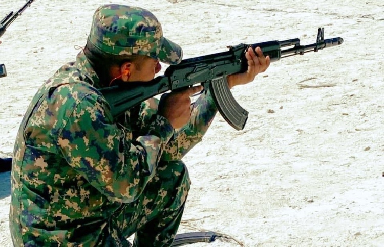 ސިފައިންގެ ޒުވާނާގެ ކުއްލި މަރާ އެކު ހުއްޓުން!