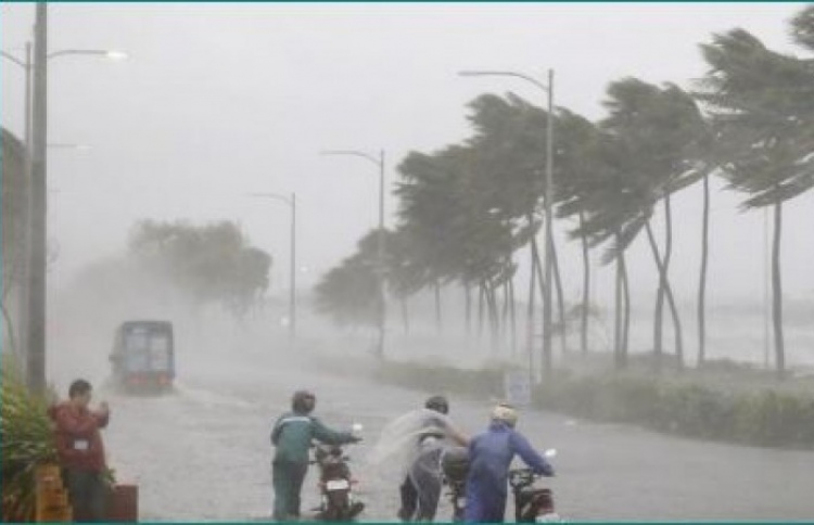 ތޫފާން ގުލާބު އިންޑިއާގެ އިރުމަތީ އައްސޭރިއަށް