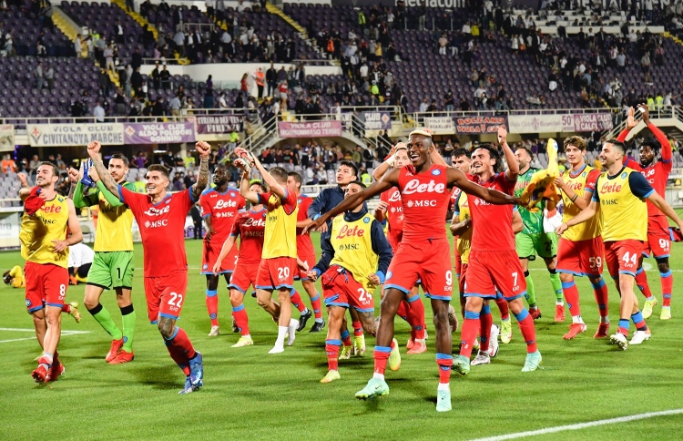 ފިއޮރެންޓީނާ ބަލިކޮށް ނަޕޯލީން ރެކޯޑް ދަމަހައްޓައިފި