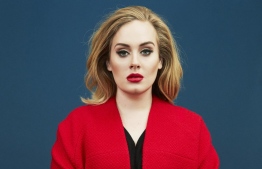 މަޝްހޫރު އިނގިރޭސި ލަވަކިޔުންތެރިޔާ އެޑެލް.