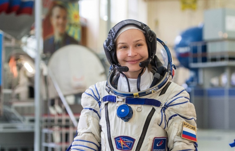 ކްރޫޒަށް ލިބެން އޮތް ޝަރަފެއް ރަޝިއާ އިން އަތުލައިފި