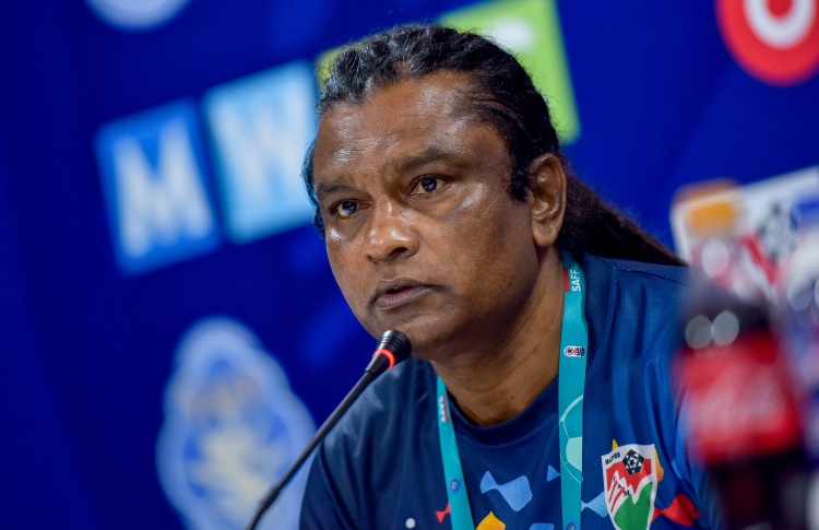 "ރާއްޖޭގެ ސިސްޓަމްގައި ލަންކާ ކޮޅަށް ލަނޑު ޖެހޭނެ"