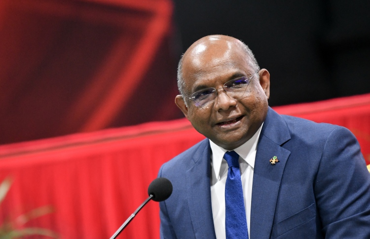 ފޮރިން މިނިސްޓަރު ޝާހިދު ވެސް އިންޑިއާ އަށް