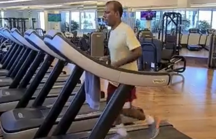 ނަޝީދުގެ "އެނބުރި އައުން" ފެންނަ ވީޑިއޯއެއް