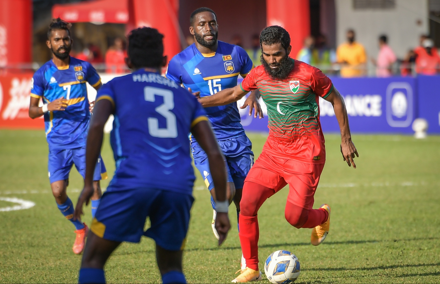 ރާއްޖެ އާއި ލަންކާ ކުޅުނު މެޗުގެ ތެރެއިން --- ފޮޓޯ: ނިޝާން އަލީ | މިހާރު