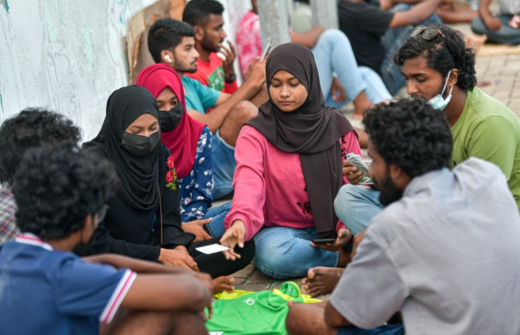 ޓިކެޓް ކިޔުގައި ފޫހިފިލުވުމުގެ ގޮތުން ތާސް ކުޅުމުގައި