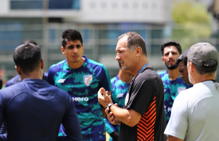 ރާއްޖެއަށް ކުޅެވޭނީ އިންޑިއާއިން ފުރުސަތު ދިންވަރަކުން