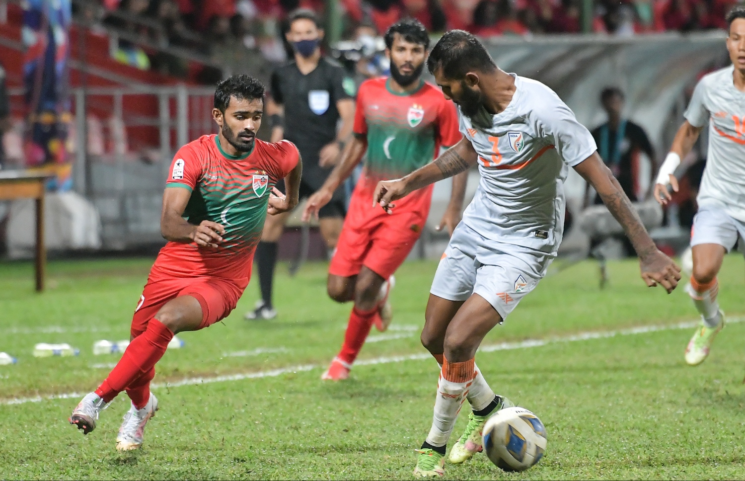 ސާފް ޗެމްޕިއަންޝިޕްގައި ރާއްޖެއާ އިންޑިއާ ކުޅުނު މެޗުގެ ތެރެއިން --- ފައިލް ފޮޓޯ: ނިޝާން އަލީ | މިހާރު