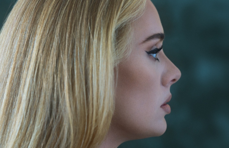 އެޑެލްގެ "30" އަންނަ މަހުގެ 19 ގައި