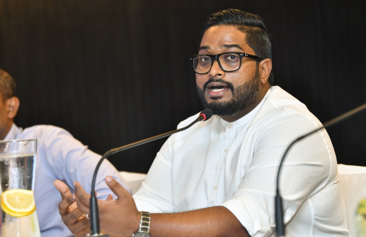 ކްލަބުތަކަކީ ފުޓުބޯޅައިގެ މައިބަދަ: ބައްސާމް