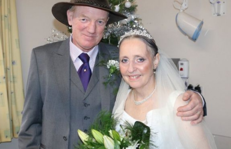 އެންގޭޖްވިތާ 10 އަހަރު ފަހުން ކައިވެނި ބާއްވައިފި