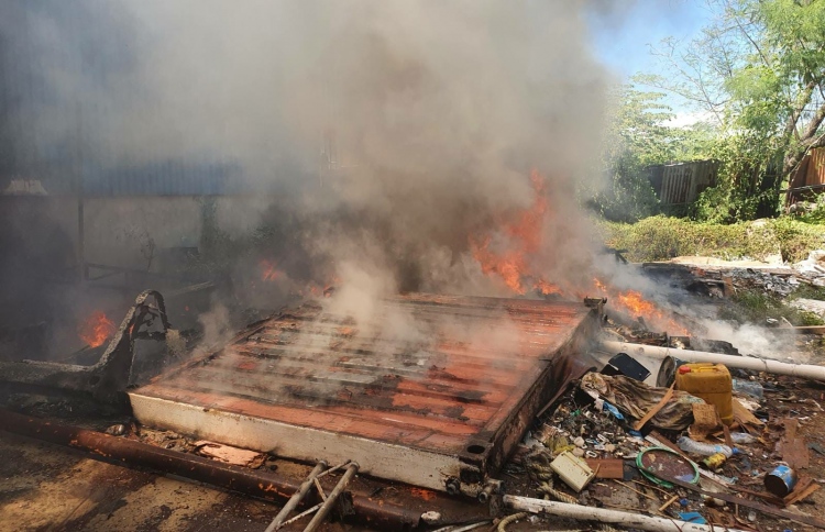 ތިލަފުށީގެ "ޓިމްބާ ހައުސް" ގުދަނުގައި ރޯވެއްޖެ