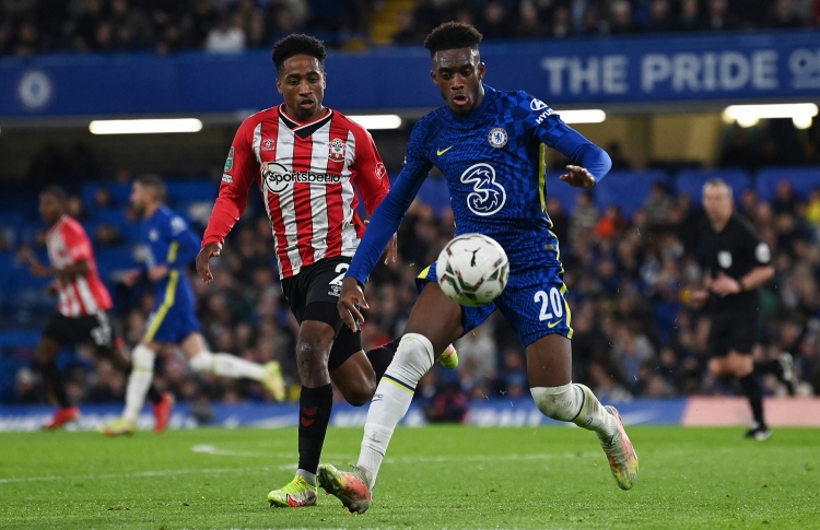 އާސެނަލް ކުއާޓާ އަށް، ޗެލްސީ ސަލާމަތްވީ ޕެނަލްޓީން