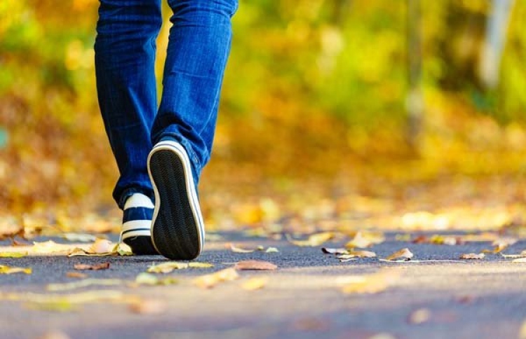 ނިދި ލިބޭ މިންވަރާއި ހިނގާ ގޮތާ ގުޅުން ބޮޑު