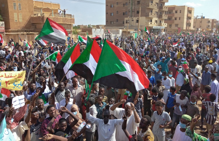 ސޫދާން ސަރުކާރަށް އެހީވެގެން ނުވާނެ: އާންމުން