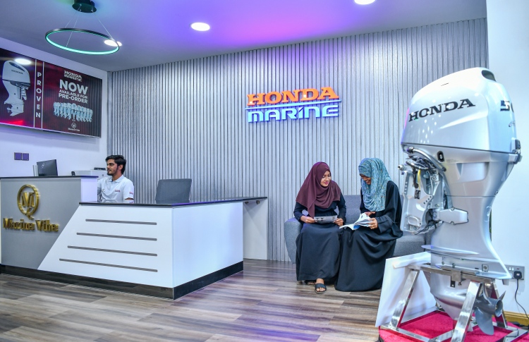 ހޮންޑާ އައުޓްބޯޑު އިންޖީނު ރާއްޖެ އަށް