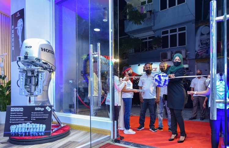 ހޮންޑާ އައުޓްބޯޑް އިންޖީނު ރާއްޖެއަށް ތައާރަފުކޮށްފި