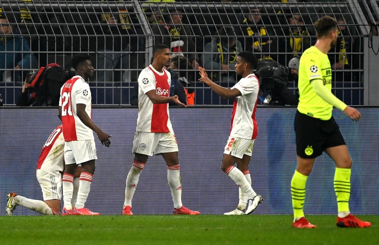 ޑޯޓްމަންޑް ބަލިކޮށް އަޔެކްސް ދެވަނަ ބުރަށް