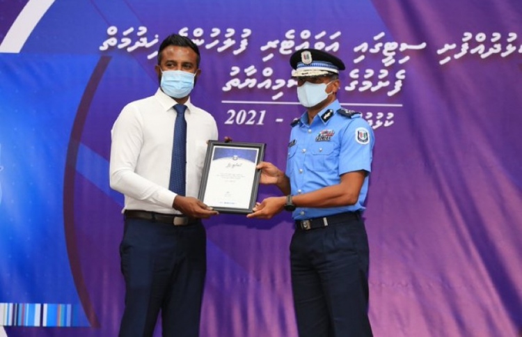 ކުޅުދުއްފުށީގައި އަވަށްޓެރި ފުލުހުންގެ ހިދުމަތް ފަށައިފި