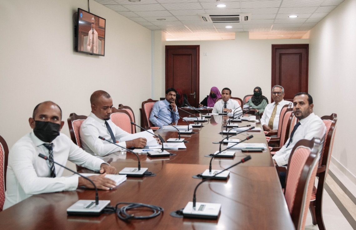 ފިންގަޕްރިންޓް ޑާޓާބޭސްއެއް ހަދަން ހުށަހަޅަނީ