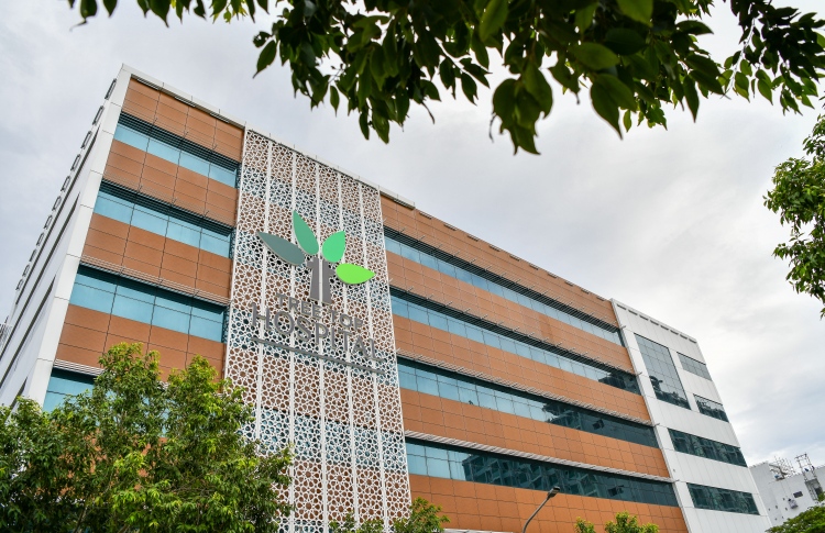 ޓްރީޓޮޕުން ޕެއިން އެންޑް ރިހެބިލިޓޭޓިވް ހިދުމަތް ދެނީ