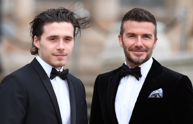 ބެކަމްގެ ދޮށީ ދަރިފުޅަށް މިލިއަން ޕައުންޑްގެ ޑީލެއް