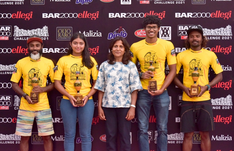 ބާ 2000: ވަނަތައް ހަމްނާ، އާން، ޖާއްޓޭ ފަޔާއަށް