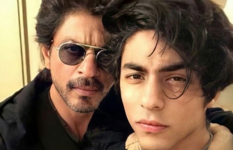 ދަރިފުޅު ހައްޔަރުކުރި ވާހަކަ ކިިޔަން ޝާހްރުކަށް ހުށަހެޅި