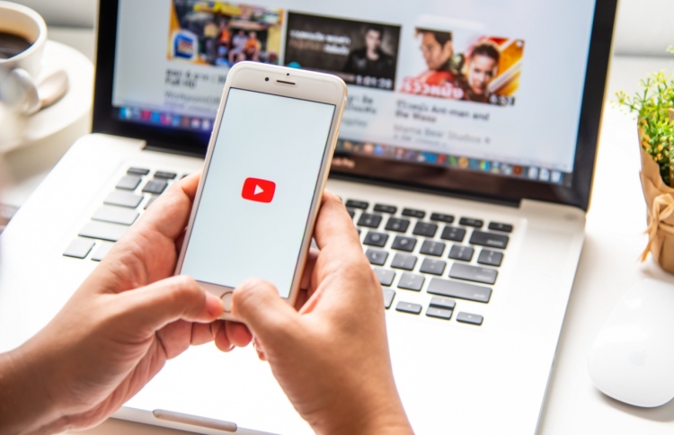 ޔޫޓިއުބްގައި ޑިސްލައިކް އަދަދު ނުފެންނަ ގޮތް ހަދާލެވޭނެ