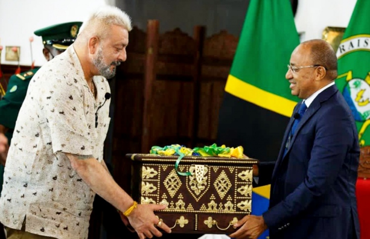 ޒެންޒިބާރް ޕްރޮމޯޓްކޮށްދިނުމުގެ ފުރުސަތު ސަންޖޭ އަށް