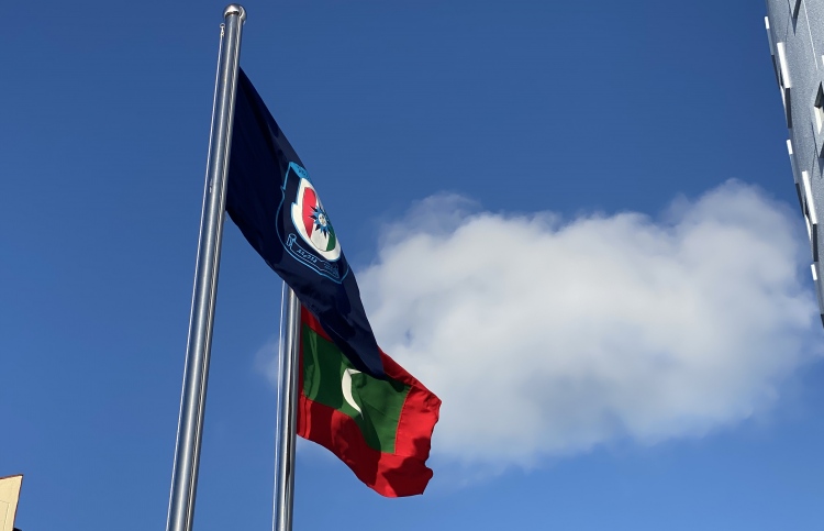 ގޭންގުގެ ހަމަލާއިން ސަލާމަތްވި ޕޮލިހަށް ސީޕީގެ ތައުރީފް