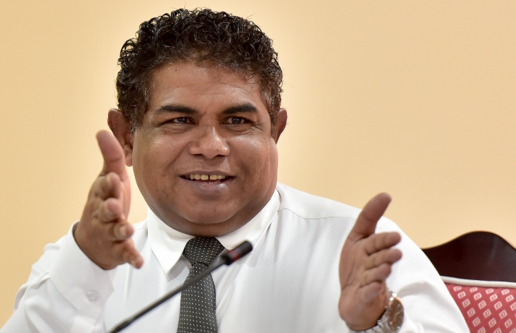 ވިޕް ނެރެނީ ސަރުކާރުން، އެމްޑީޕީއަކުން ނޫން: ބޮންޑޭ