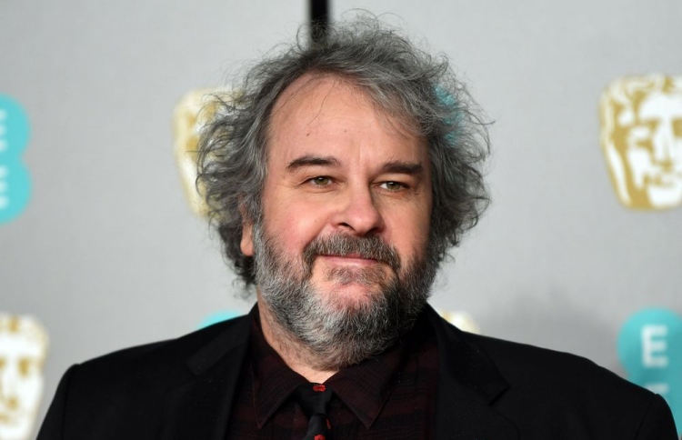 ޑައިރެކްޓަރު ޕީޓާ ޖެކްސަން ބިލިއަނަރަކަށް