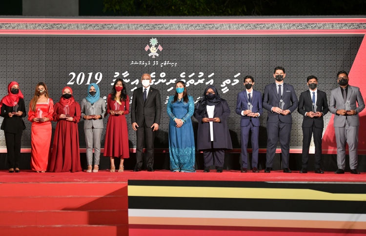 އޯލެވެލް ގަދަ 10ގައި 400 އަށްވުރެ ގިނަ ދަރިވަރުން