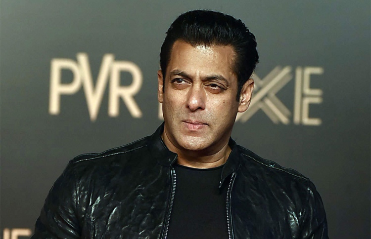 ރަޖީވް އެނބުރި އަންނަ ފިލްމުގައި ސަލްމާން