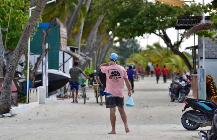 މާފުށިން މިހާރު މަރުހަބާ ކިޔަނީ މެހި