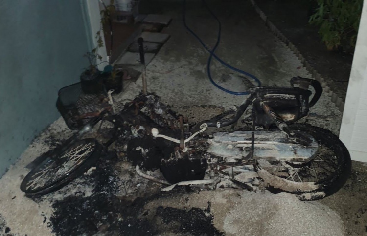 ބާރަށު ޕްރިންސިޕަލްގެ ސައިކަލުގައި ރޯކޮށްލައިފި