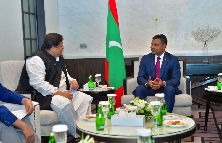 ބިދޭސީން ގަވާއިދަށް ފެއްތުމުގެ އެހީއަށް އެދިއްޖެ