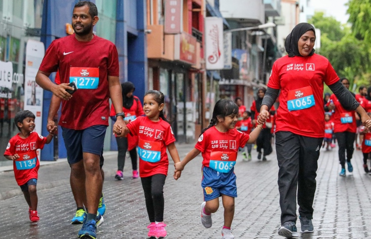 ބީއެމްއެލްގެ ވާއު ކިޑްސް ދުވުން އަންނަމަހު 17 ގައި