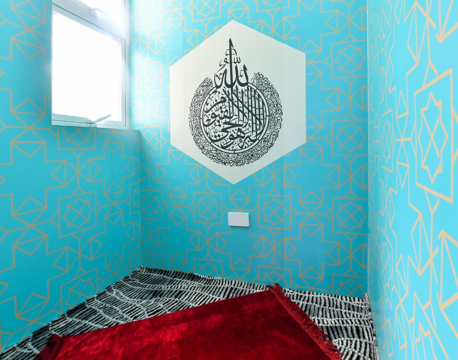 ވީރު ޖިމްގެ ތެރޭގައި ހުންނަ ނަމާދު ކޮޓަރި --- ދޯ ފޮޓޯ : ފަޔާޒު މޫސާ