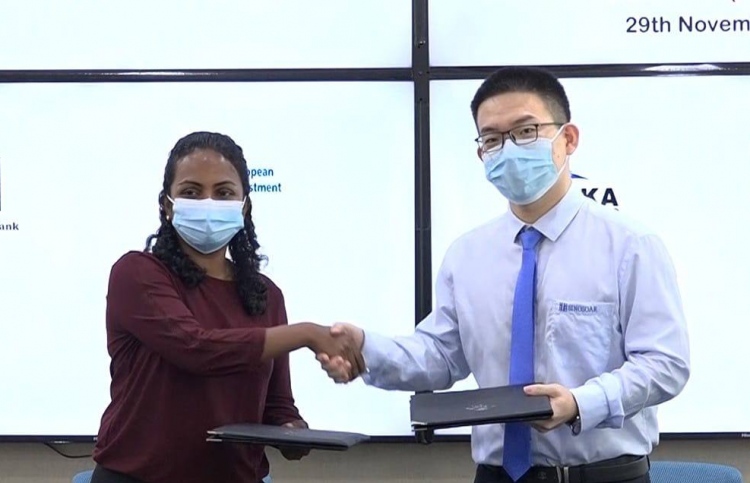 ތ.އަތޮޅު ރަށްތަކުގައި އިރުގެ އަލިން ހަކަތަ އުފައްދަނީ