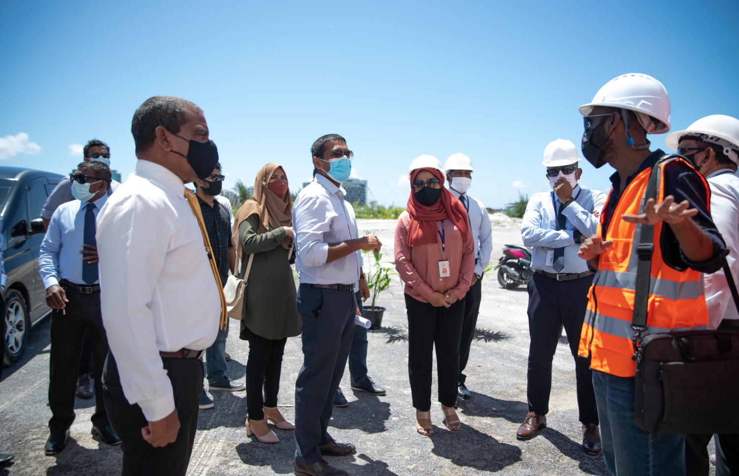 ރައްޔިތުންގެ މަޖިލީހުގެ އެސްއޯއީ ކޮމެޓީގެ ބޭފުޅުން ކުންފުނިތަކުގެ ހިންގުން ބަލަނީ -- ފައިލް ފޮޓޯ: މިހާރު