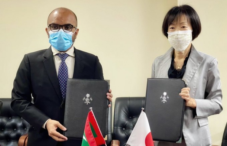 އޭޑީބީން ދެ މިލިއަން ޑޮލަރުގެ ހިލޭ އެހީ ދީފި