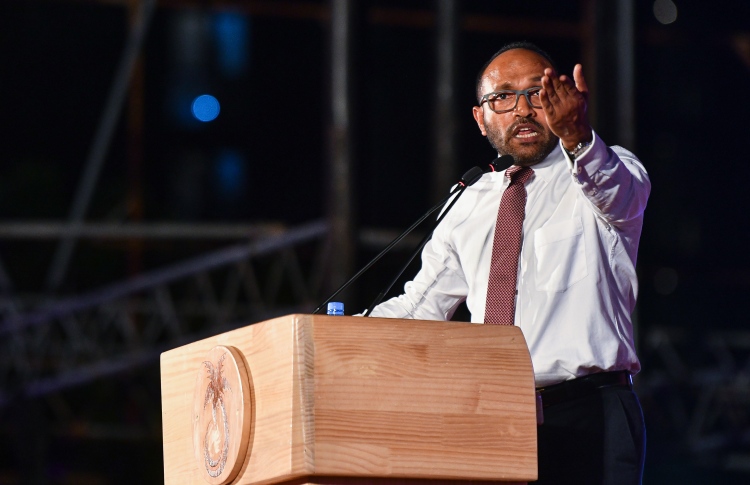 ޔާމީންގެ ސަޕޯޓަރުން ޝަކުވާކުރާތީ ޖަމީލް ރުޅިގަދަވެއްޖެ!