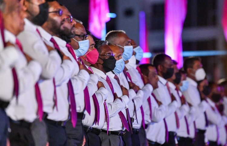 އެމްޑީޕީއަށް 15 މިލިއަން، ޕީޕީއެމަށް 9 މިލިއަން