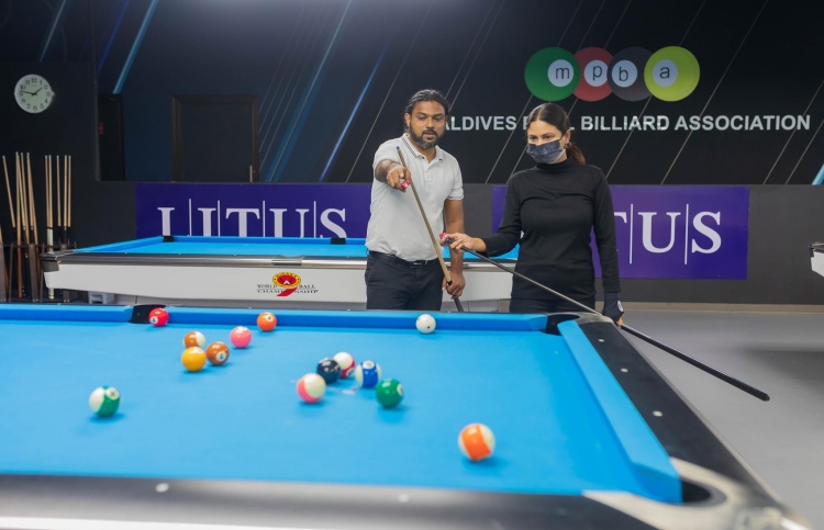 މިކްސް ޑަބަލްސް ޗެމްޕިއަންކަން އަލީ ފަޔާޒާއި ދީނާއަށް