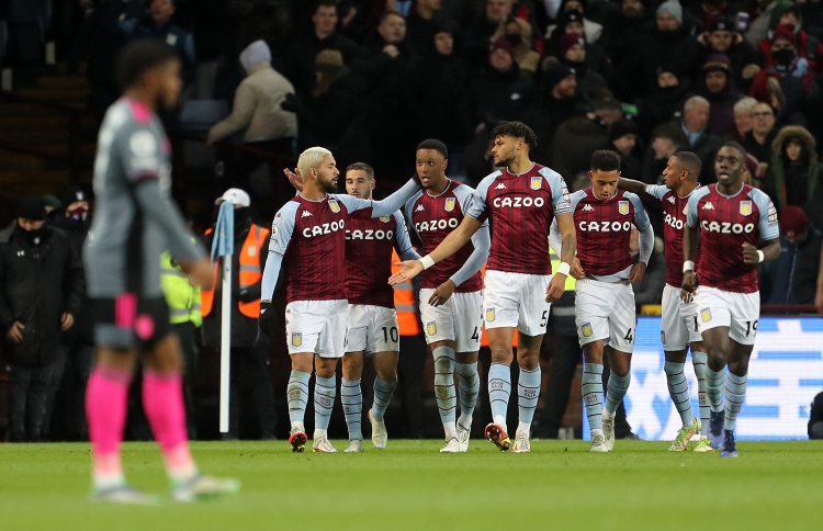 ލެސްޓާ ސިޓީ ބަލިކޮށް، ޖެރާޑާ އެކު ވިލާ ކުރިޔަށް