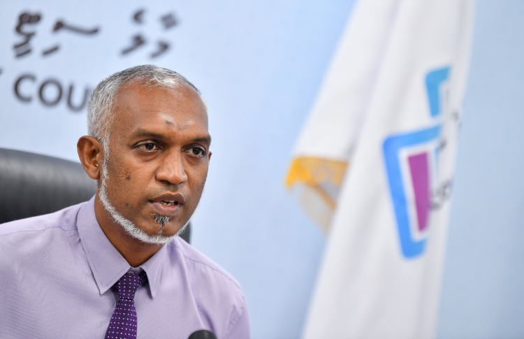 ކައުންސިލްގެ މަޝްރޫތައް ހުއްޓުވަނީ ސަރުކާރުން: މުއިއްޒު