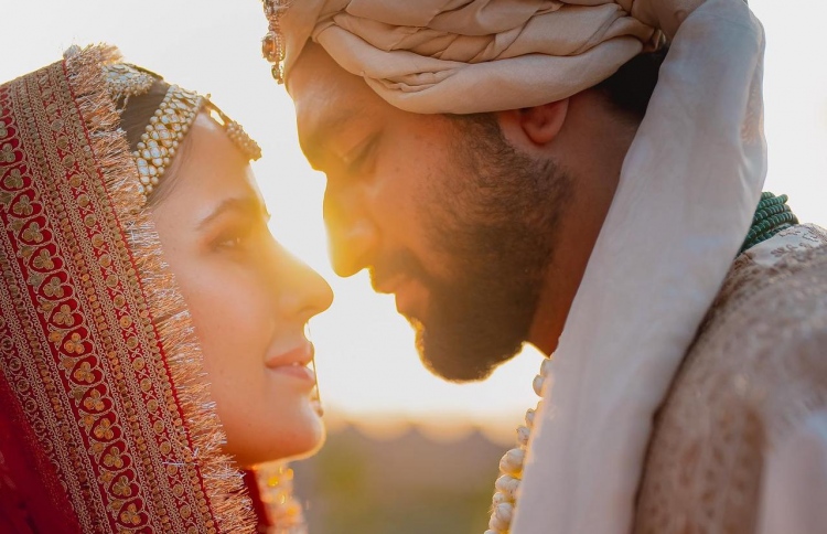 ކެޓްރީނާގެ ކައިވެނި ހަފުލާގެ ފުޓޭޖް ވިއްކައެއްނުލާ