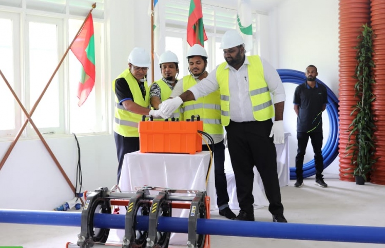 ފެރިދޫ އާއި ހިމަންދޫގެ ފެނާއި ނަރުދަމާ އަޅަން ފަށައިފި